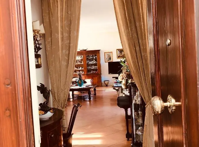 Duomo 23 بيت ضيافة نابولي